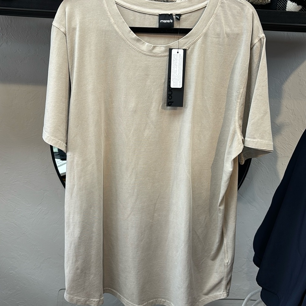 Men’s Mono B Pima cotton breathable, scallop him tee